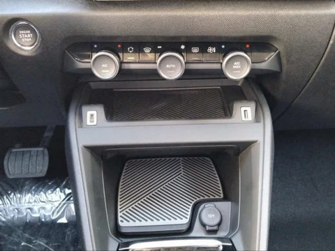 Citroën C4 Hybrid 145 Business Edition e-DCS6 107 kW (145 CV)