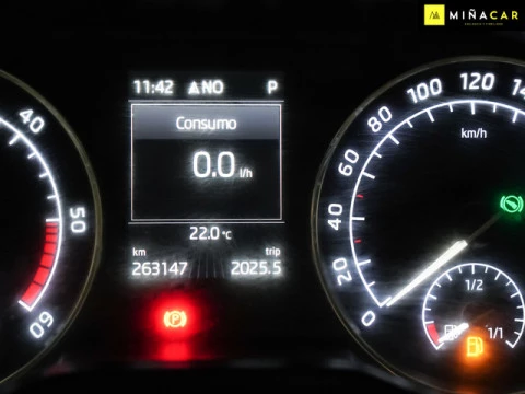 Skoda Superb 2.0 TDI Active 110 kW (150 CV)