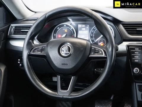 Skoda Superb 2.0 TDI Active 110 kW (150 CV)