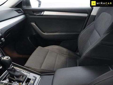 Skoda Superb 2.0 TDI Active 110 kW (150 CV)