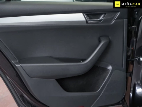 Skoda Superb 2.0 TDI Active 110 kW (150 CV)