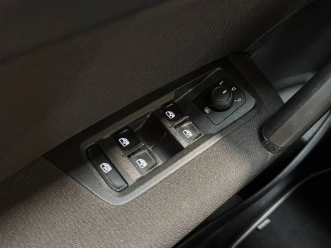 Volkswagen Touran Business 2.0 TDI 85kW (115CV)