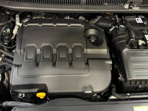 Volkswagen Touran Business 2.0 TDI 85kW (115CV)