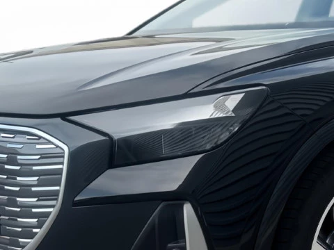 Audi Q4 e-tron AUDI Q4 SPORTBACK GENUINE EDITION 45 E-TRON 210,00 KW 77,0 KWH