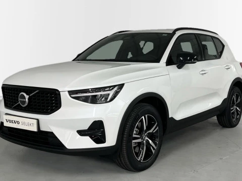 Volvo XC40 XC40 Plus, B4 Mild Hybrid, Gasolina, Dark