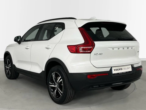 Volvo XC40 XC40 Plus, B4 Mild Hybrid, Gasolina, Dark
