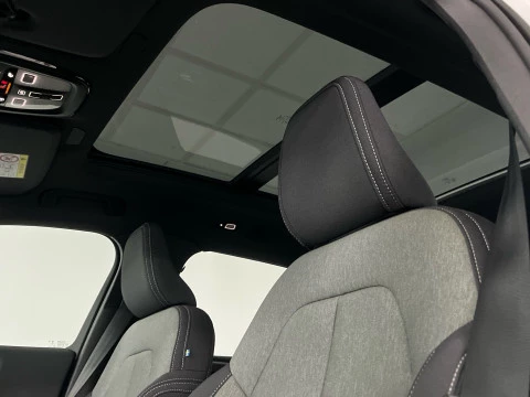 Volvo XC40 XC40 Plus, B4 Mild Hybrid, Gasolina, Dark