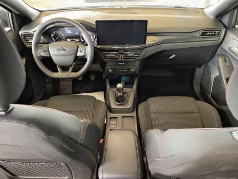 Ford Focus 1.0 Ecoboost MHEV 92kW ST-Line