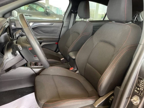 Ford Focus 1.0 Ecoboost MHEV 92kW ST-Line