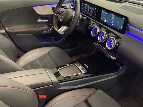 Mercedes-Benz Clase A 200 d Sedán