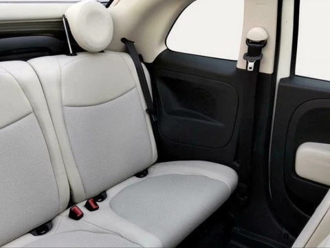 Fiat 500 1.0 Hybrid Dolcevita 51 kW (70 CV)