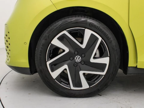 Volkswagen ID. BUZZ 1st Edition 5-asientos Batalla Corta 150 kW (204 CV) 77 kWh Aut 1 Vel.