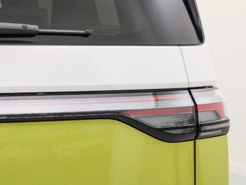 Volkswagen ID. BUZZ 1st Edition 5-asientos Batalla Corta 150 kW (204 CV) 77 kWh Aut 1 Vel.