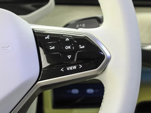 Volkswagen ID. BUZZ 1st Edition 5-asientos Batalla Corta 150 kW (204 CV) 77 kWh Aut 1 Vel.