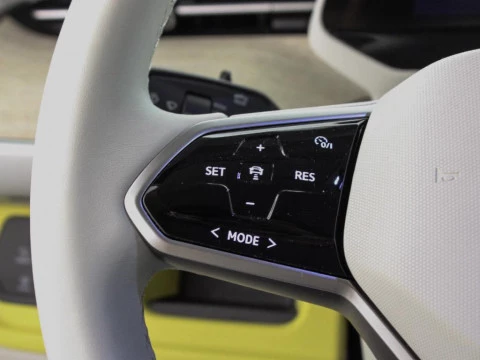 Volkswagen ID. BUZZ 1st Edition 5-asientos Batalla Corta 150 kW (204 CV) 77 kWh Aut 1 Vel.