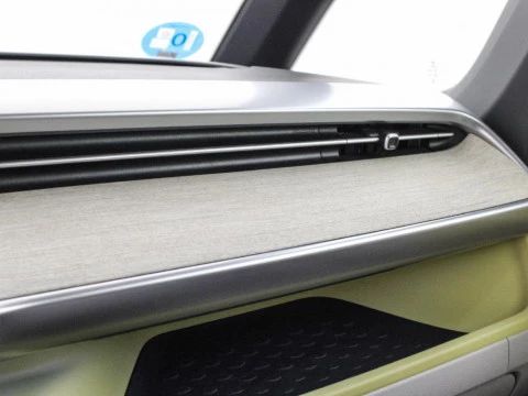 Volkswagen ID. BUZZ 1st Edition 5-asientos Batalla Corta 150 kW (204 CV) 77 kWh Aut 1 Vel.