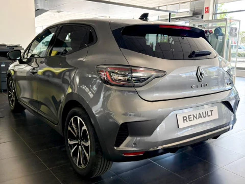 Renault Clio Techno full hybrid E-Tech 145 (103Kw)