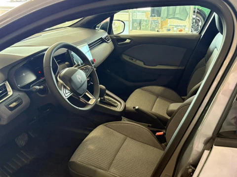 Renault Clio Techno full hybrid E-Tech 145 (103Kw)
