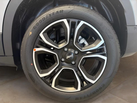 Jeep Avenger 1.2 eHybrid 81kW (110CV) Summit