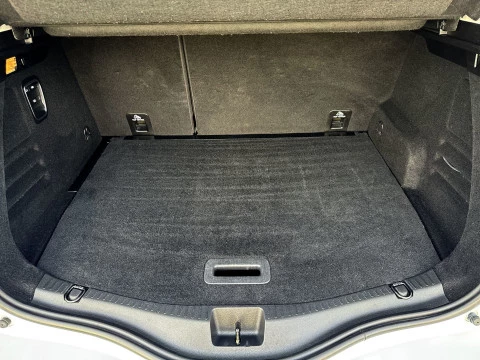 Renault Scenic Zen TCe 103 kW (140 CV) GPF