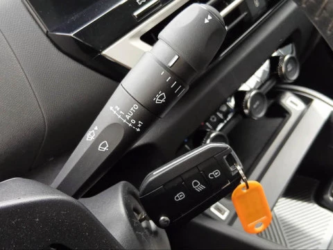 Citroën C4 PureTech 130 S&S Plus 96 kW (131 CV)
