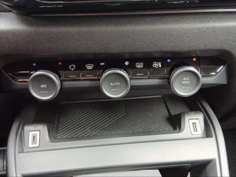Citroën C4 PureTech 130 S&S Plus 96 kW (131 CV)