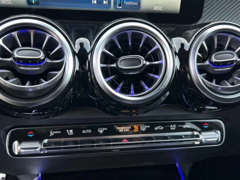 Mercedes-Benz GLB  200 d