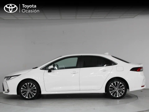 Toyota Corolla Sedán STYLE 1.8 HYBRID 140CV AUT