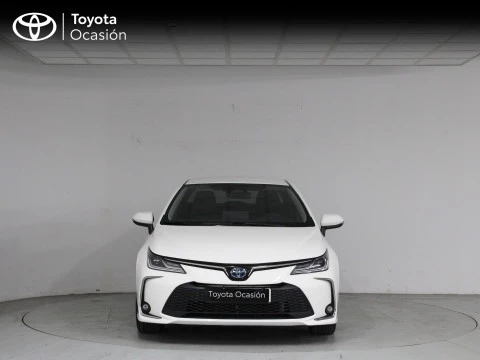 Toyota Corolla Sedán STYLE 1.8 HYBRID 140CV AUT