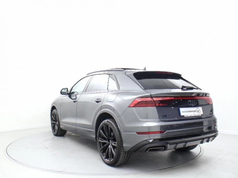 Audi Q8 AUDI Q8 SUV  BLACK LINE TFSI E QUATTRO 290 KW TIPTRONIC