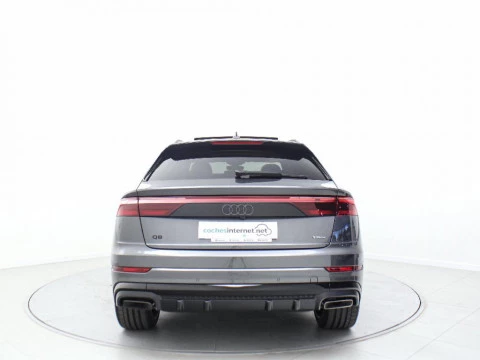 Audi Q8 AUDI Q8 SUV  BLACK LINE TFSI E QUATTRO 290 KW TIPTRONIC