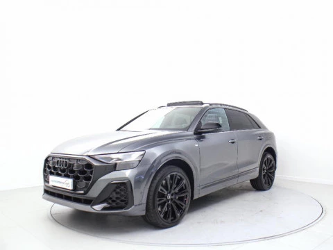Audi Q8 AUDI Q8 SUV  BLACK LINE TFSI E QUATTRO 290 KW TIPTRONIC