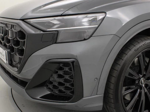 Audi Q8 AUDI Q8 SUV  BLACK LINE TFSI E QUATTRO 290 KW TIPTRONIC