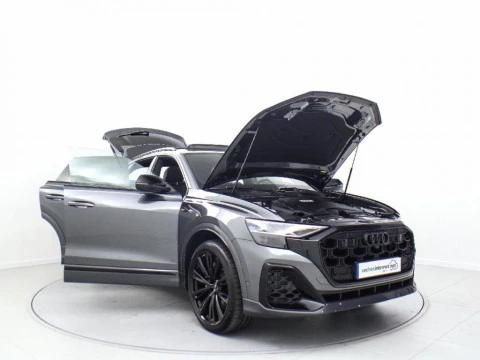 Audi Q8 AUDI Q8 SUV  BLACK LINE TFSI E QUATTRO 290 KW TIPTRONIC