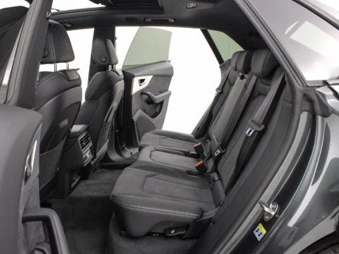Audi Q8 AUDI Q8 SUV  BLACK LINE TFSI E QUATTRO 290 KW TIPTRONIC