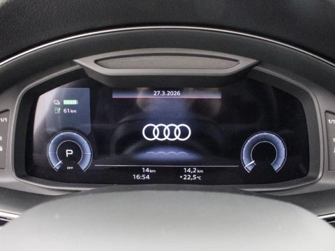 Audi Q8 AUDI Q8 SUV  BLACK LINE TFSI E QUATTRO 290 KW TIPTRONIC