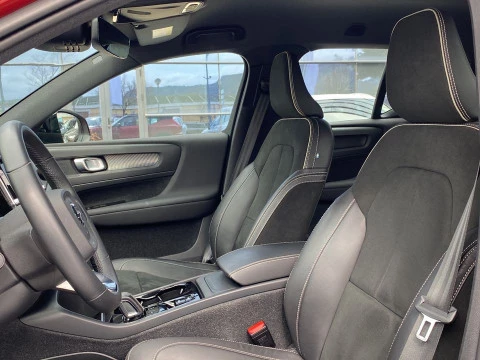 Volvo XC40 1.5 T3 R-DESIGN 5P