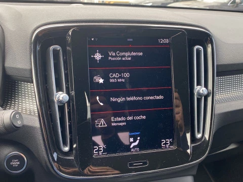 Volvo XC40 1.5 T3 R-DESIGN 5P