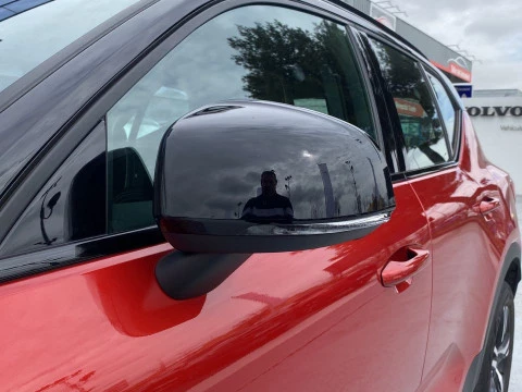 Volvo XC40 1.5 T3 R-DESIGN 5P