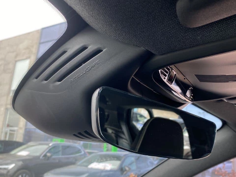 Volvo XC40 1.5 T3 R-DESIGN 5P