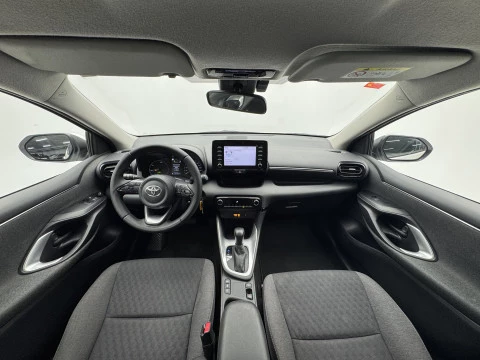Toyota Yaris 1.5 120H Business Plus