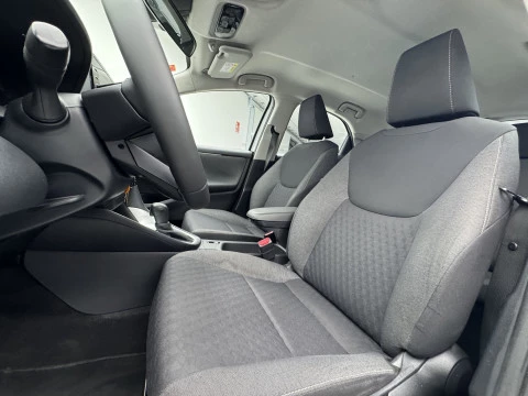 Toyota Yaris 1.5 120H Business Plus