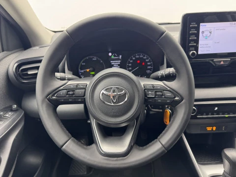 Toyota Yaris 1.5 120H Business Plus