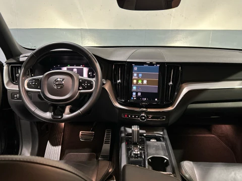 Volvo XC60 2.0 B4 D R-DESIGN AUTO 197 5P