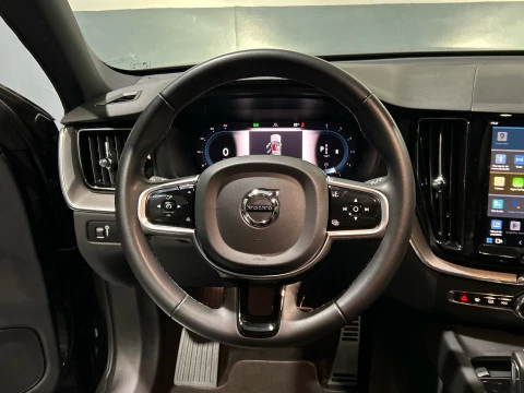 Volvo XC60 2.0 B4 D R-DESIGN AUTO 197 5P