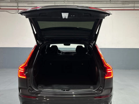 Volvo XC60 2.0 B4 D R-DESIGN AUTO 197 5P