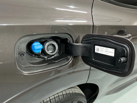 Volvo XC60 2.0 B4 D R-DESIGN AUTO 197 5P