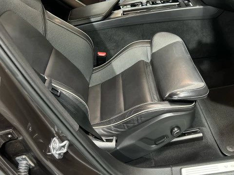 Volvo XC60 2.0 B4 D R-DESIGN AUTO 197 5P