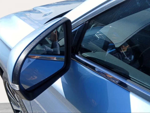 BYD SEAL U DM-i Comfort 160 kW (218 CV)