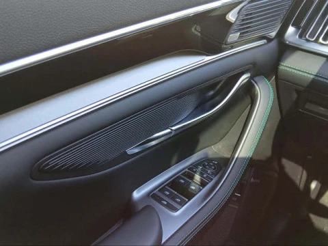 BYD SEAL U DM-i Comfort 160 kW (218 CV)